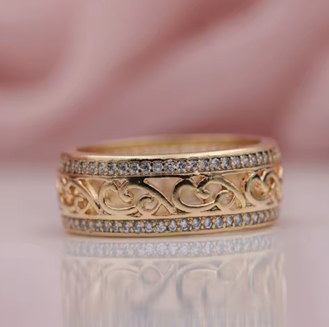 Maria™ | Anello in oro chiaro