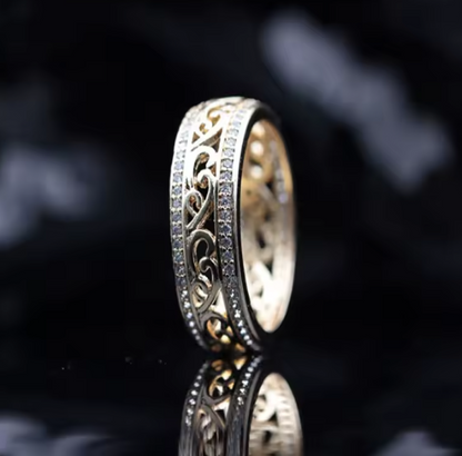 Maria™ | Anello in oro chiaro